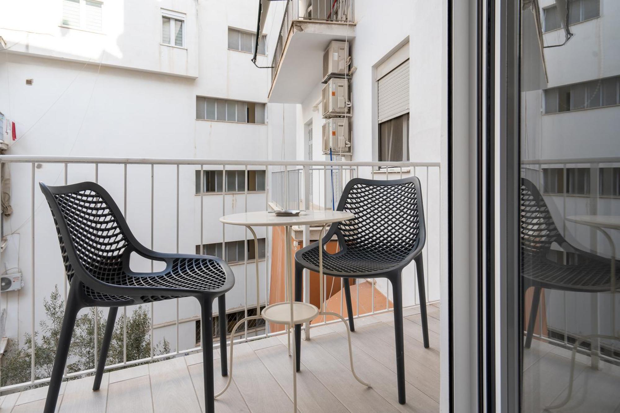 Stunning Cozy Apartment In Athens Atenas Exterior foto