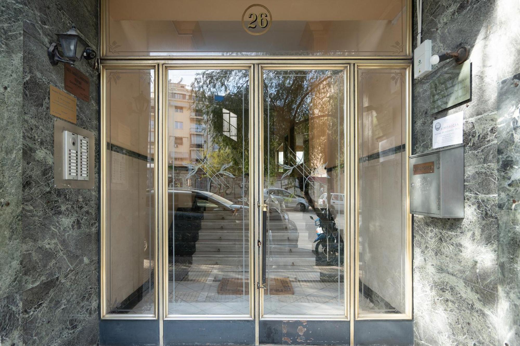 Stunning Cozy Apartment In Athens Atenas Exterior foto