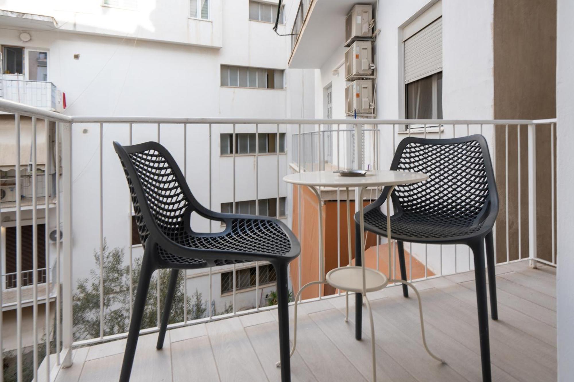 Stunning Cozy Apartment In Athens Atenas Exterior foto